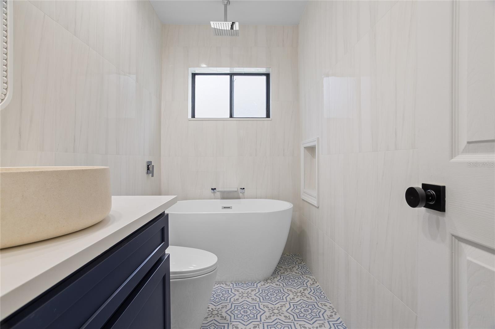 Image 31 of 45 For 20847 Sugarloaf Lane