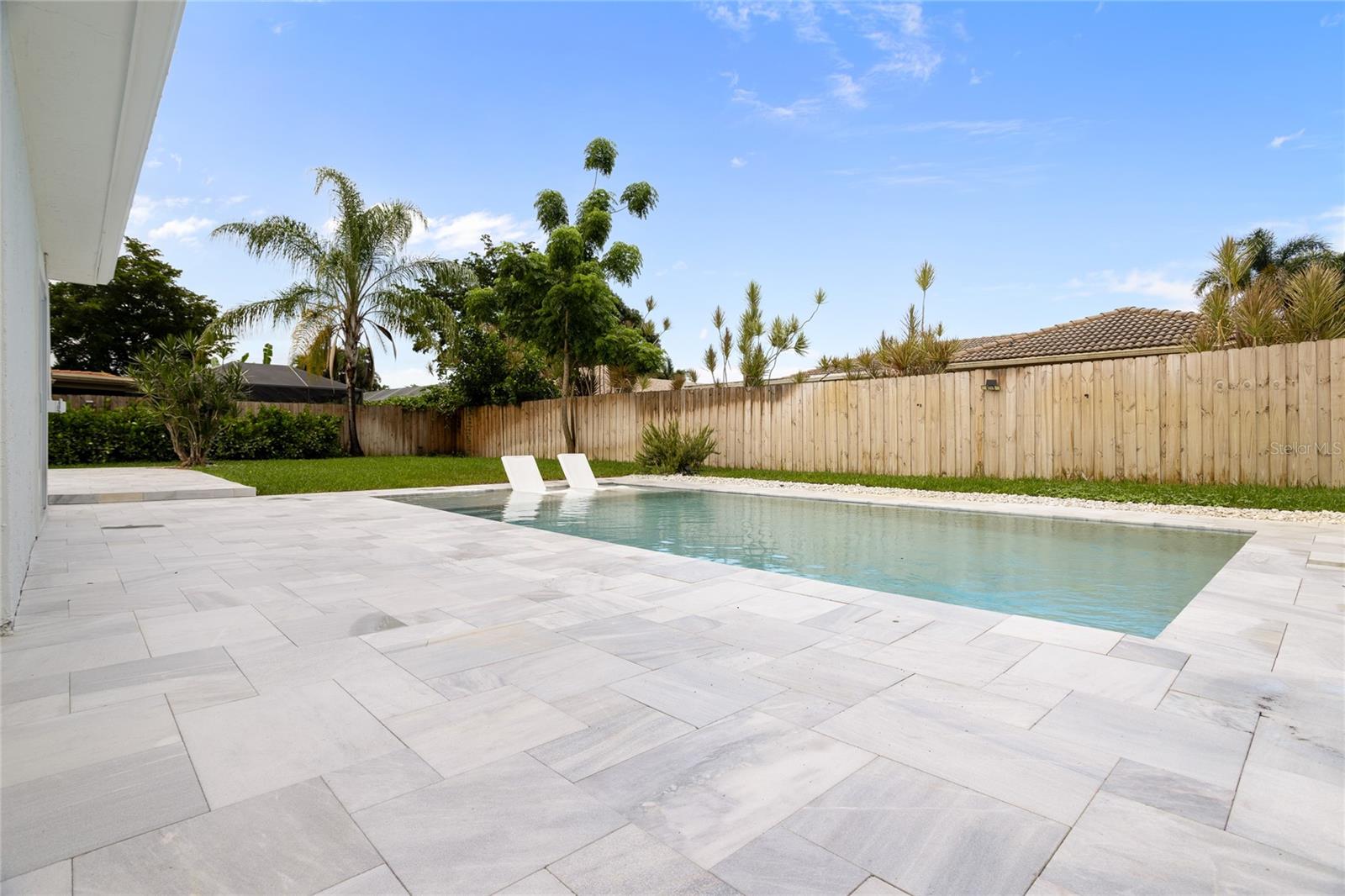 Image 35 of 45 For 20847 Sugarloaf Lane