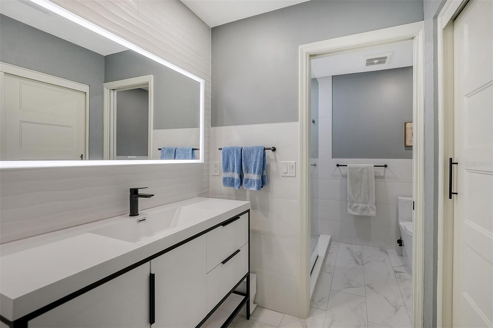 Image 19 of 42 For 4234 Gulf Of Mexico Drive E2