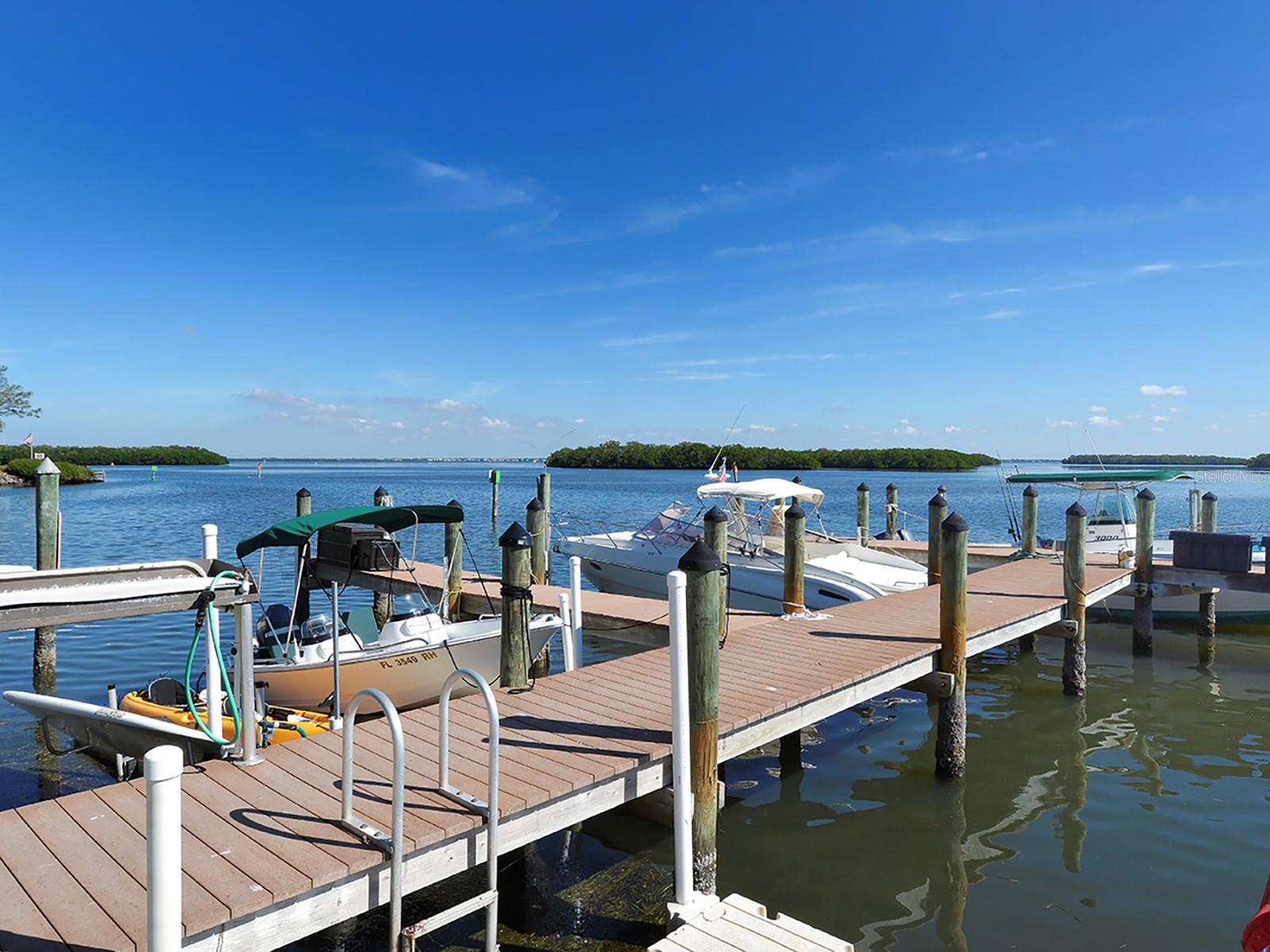 Image 33 of 42 For 4234 Gulf Of Mexico Drive E2