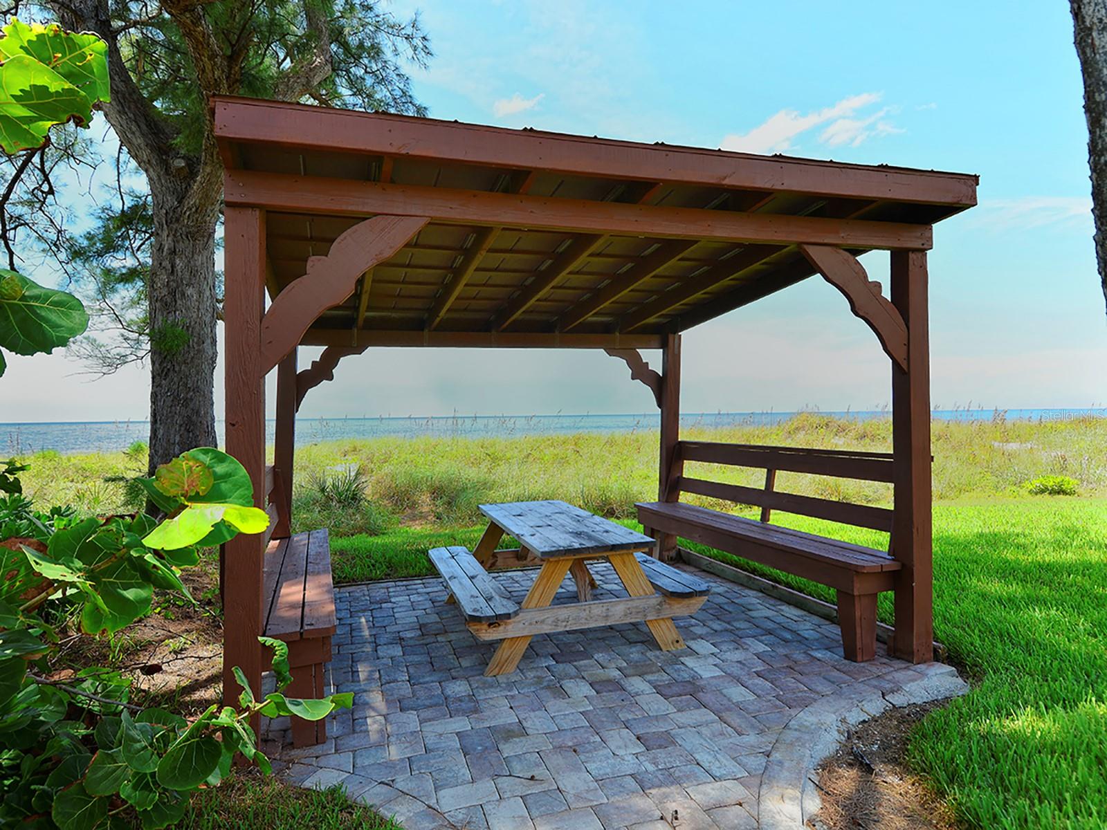 Image 39 of 42 For 4234 Gulf Of Mexico Drive E2