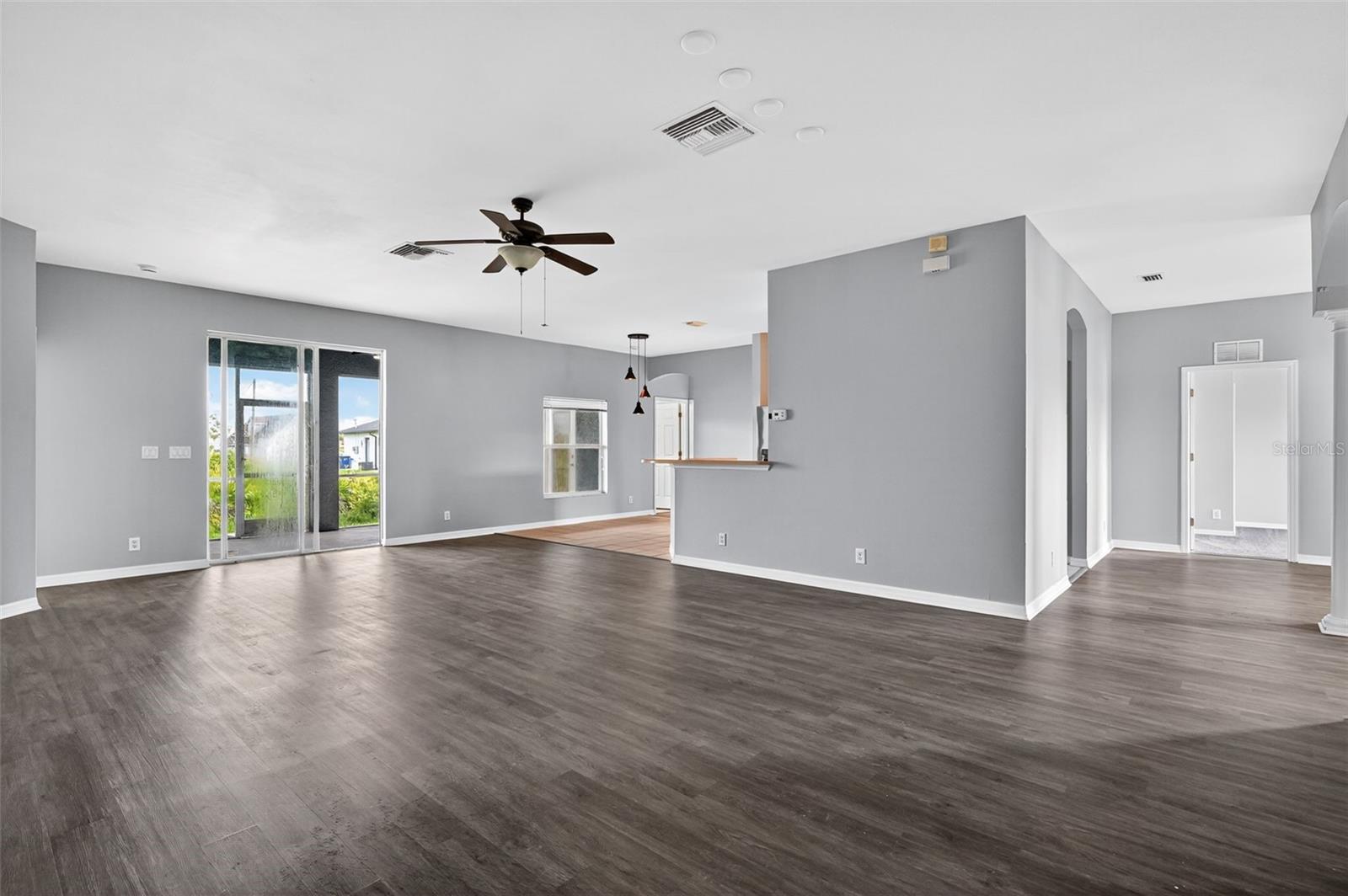 Image 18 of 56 For 3214 23rd Street Sw