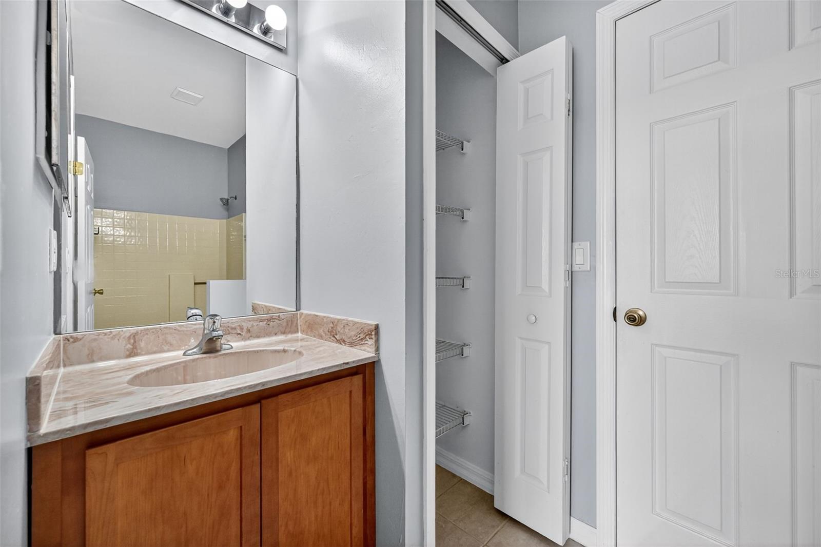 Image 29 of 56 For 3214 23rd Street Sw