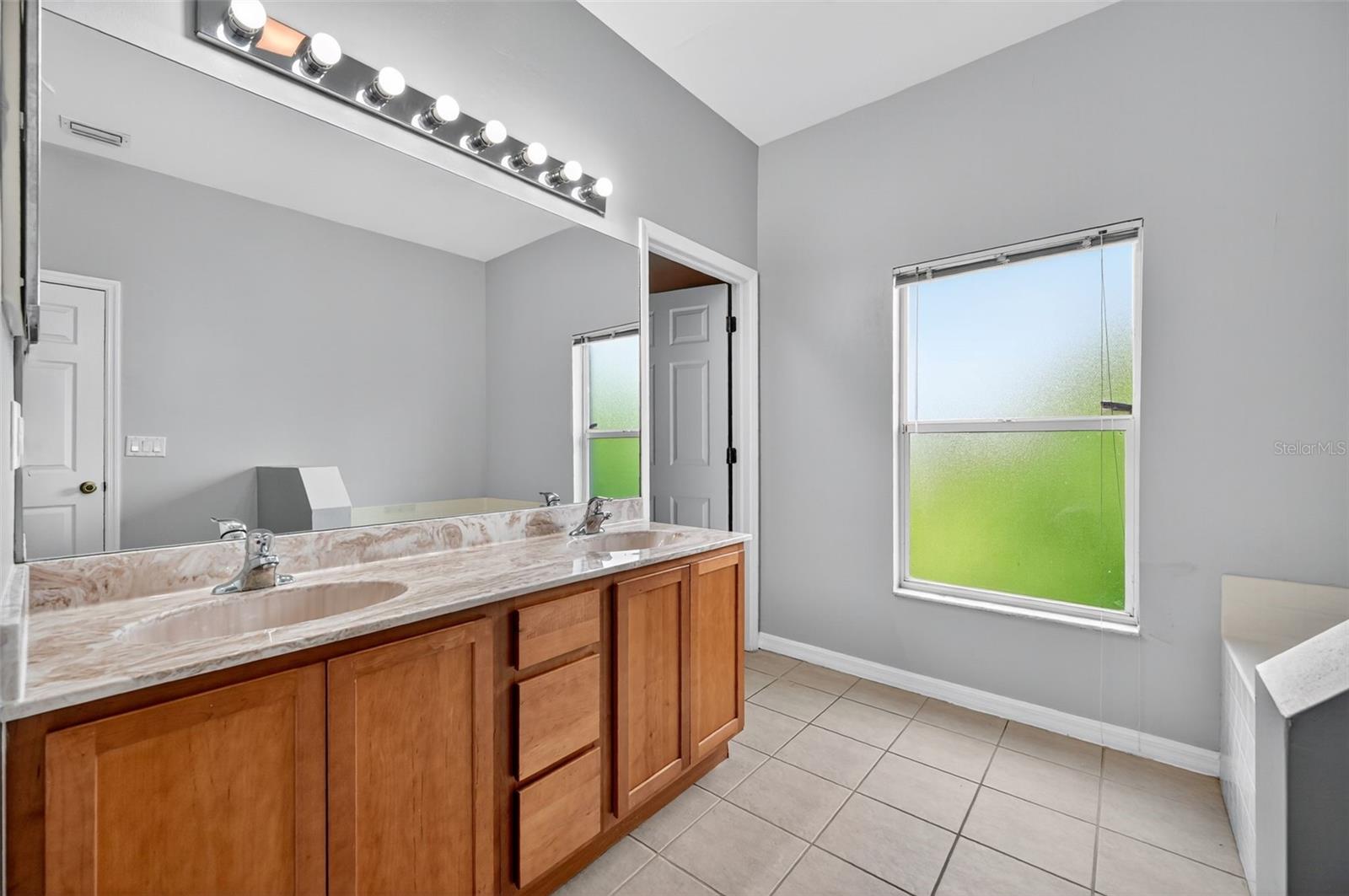 Image 30 of 56 For 3214 23rd Street Sw