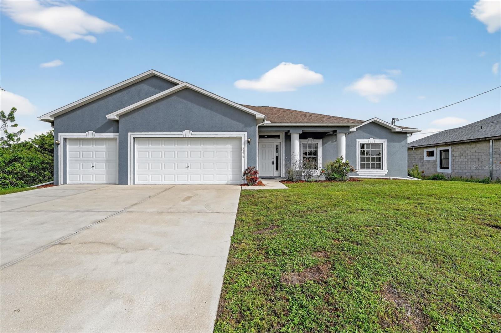 Image 4 of 56 For 3214 23rd Street Sw