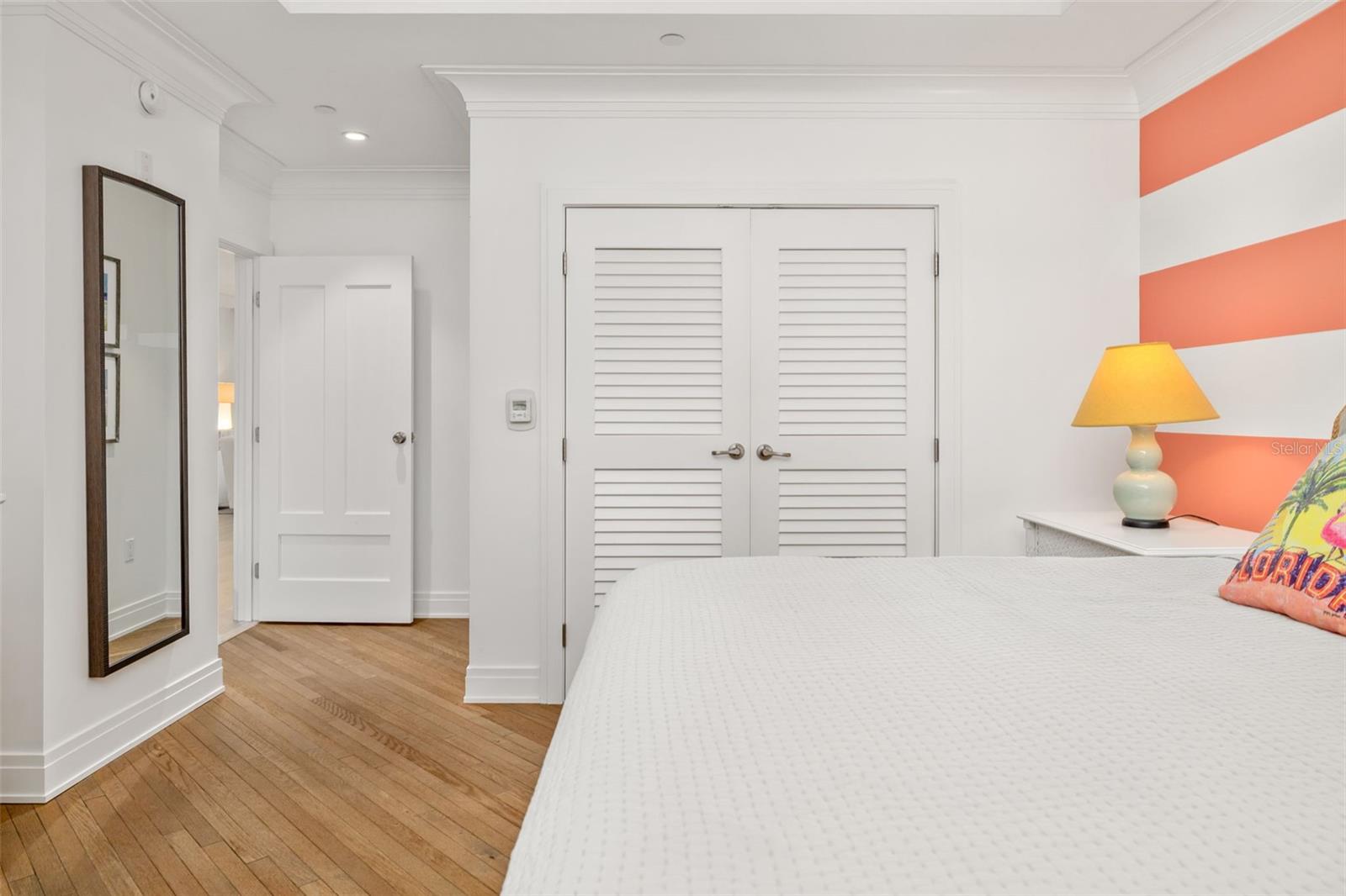 Image 12 of 83 For 915 Seaside Drive 407