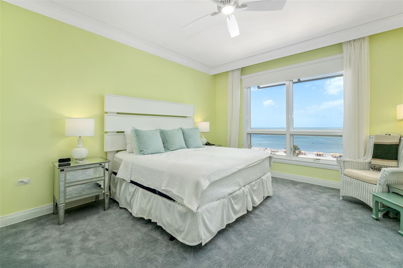 Image 17 of 83 For 915 Seaside Drive 407