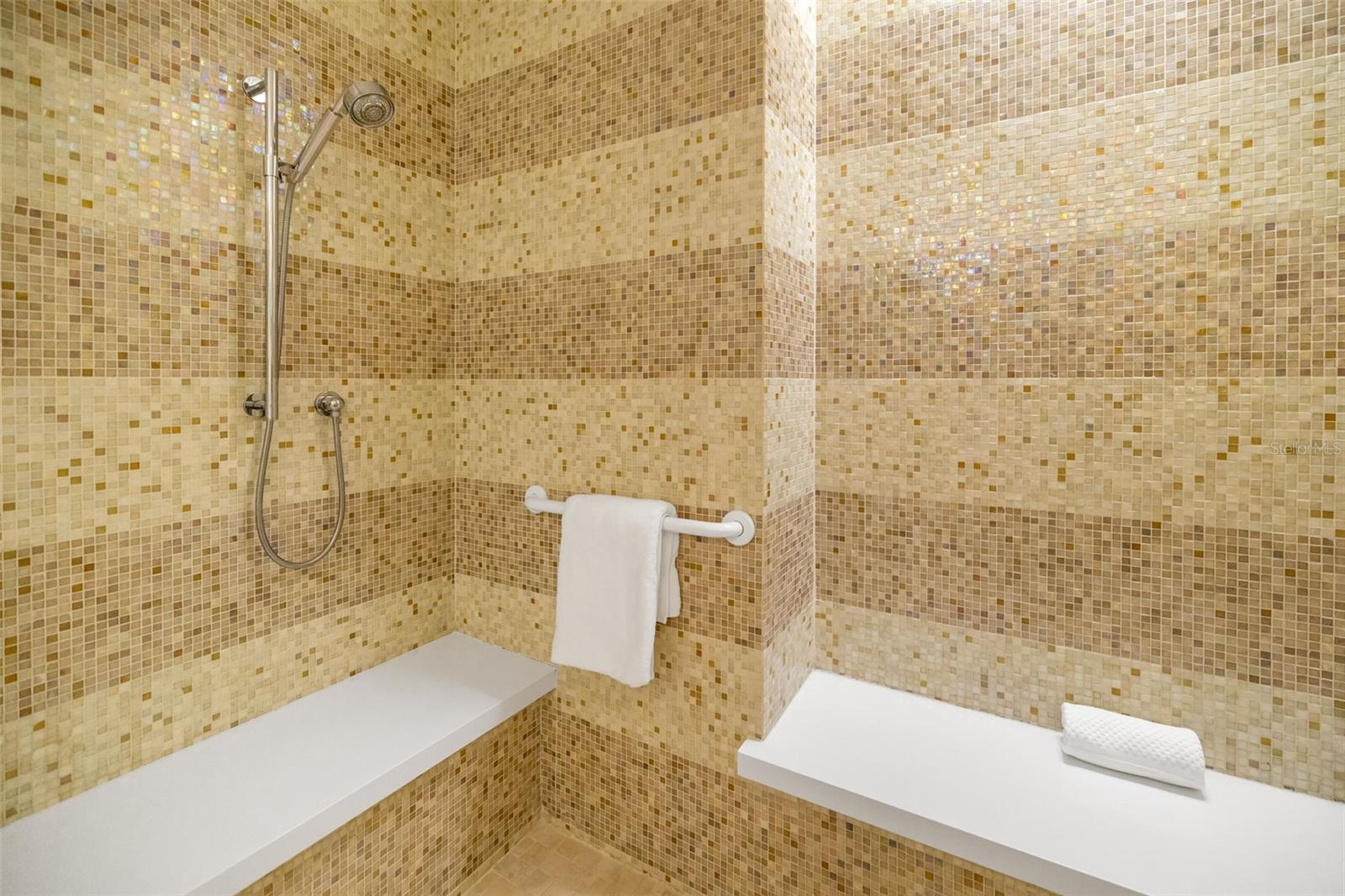 Image 27 of 83 For 915 Seaside Drive 407