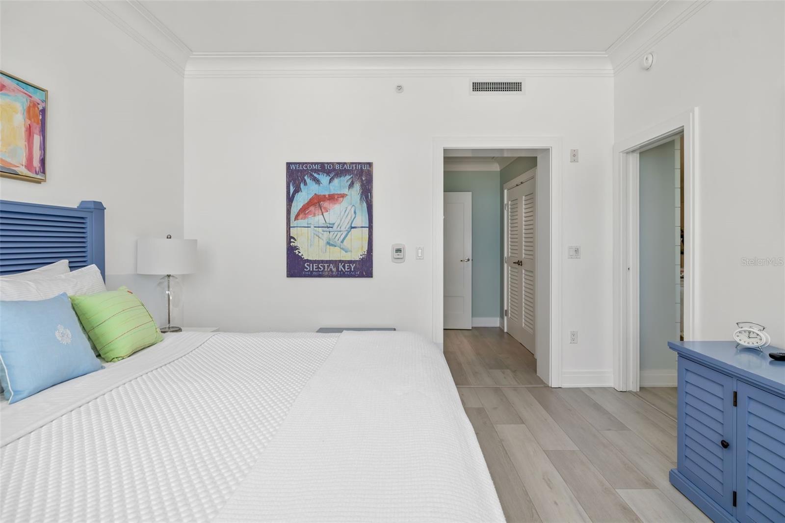 Image 29 of 83 For 915 Seaside Drive 407