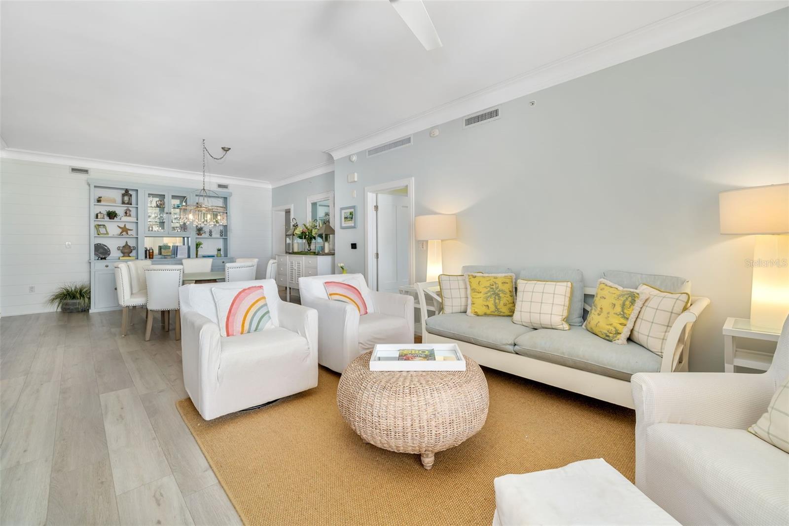 Image 39 of 83 For 915 Seaside Drive 407