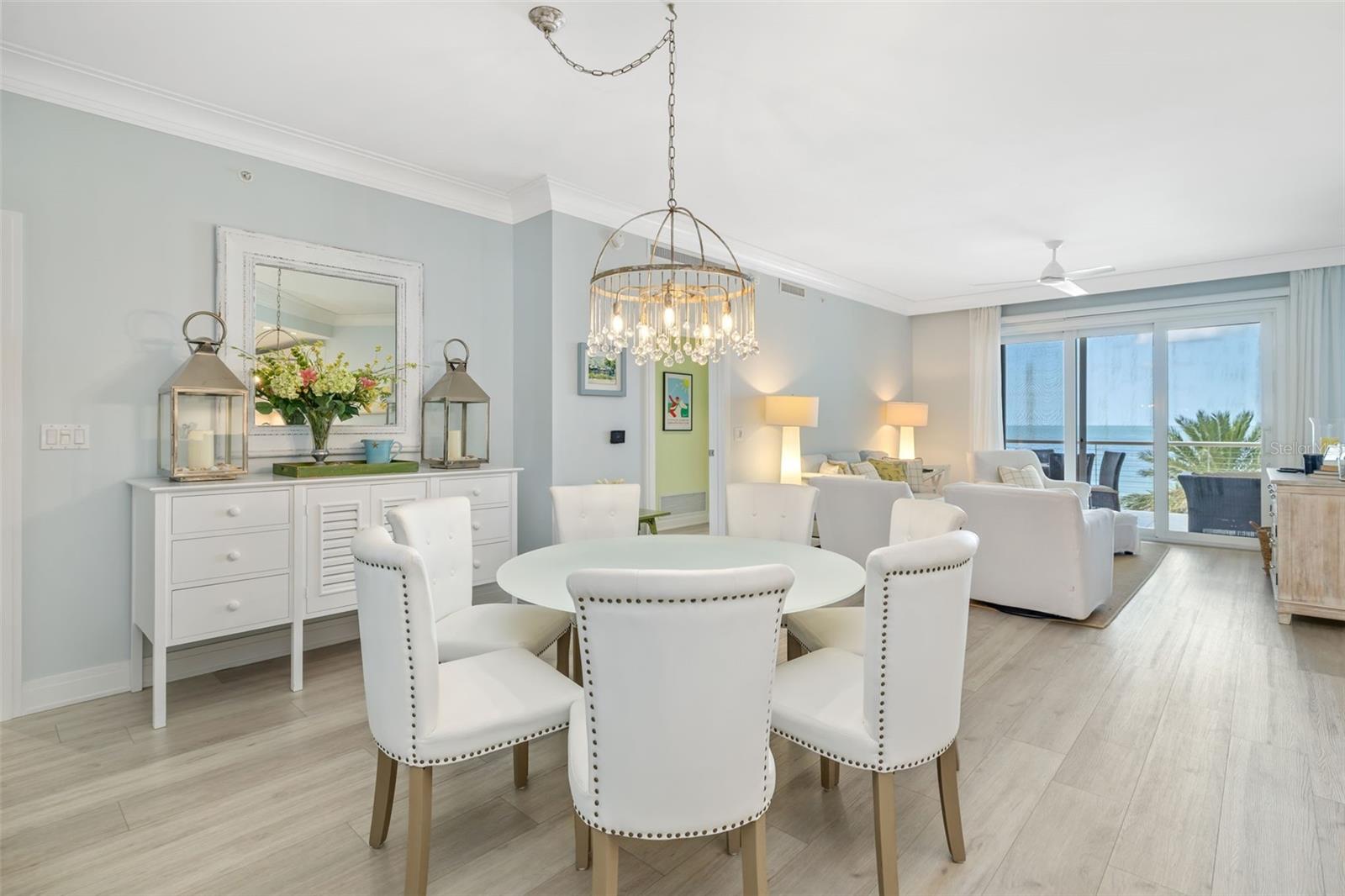 Image 48 of 83 For 915 Seaside Drive 407