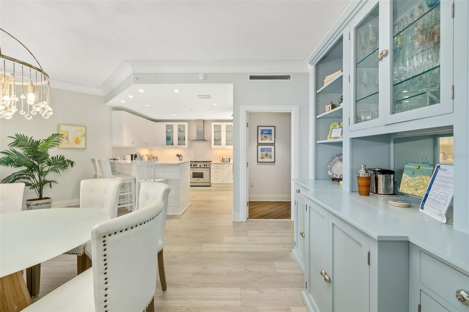 Image 49 of 83 For 915 Seaside Drive 407