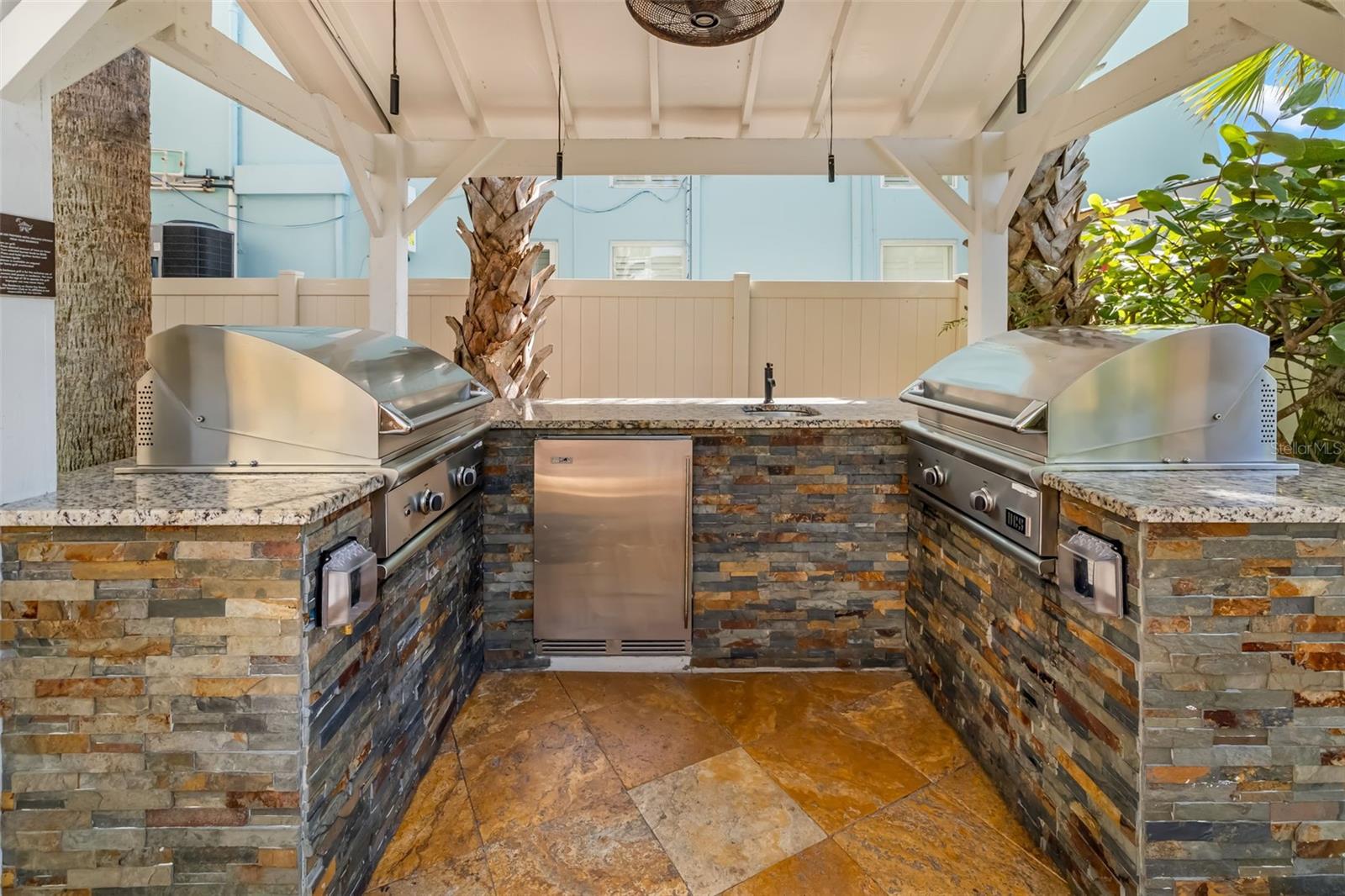 Image 71 of 83 For 915 Seaside Drive 407