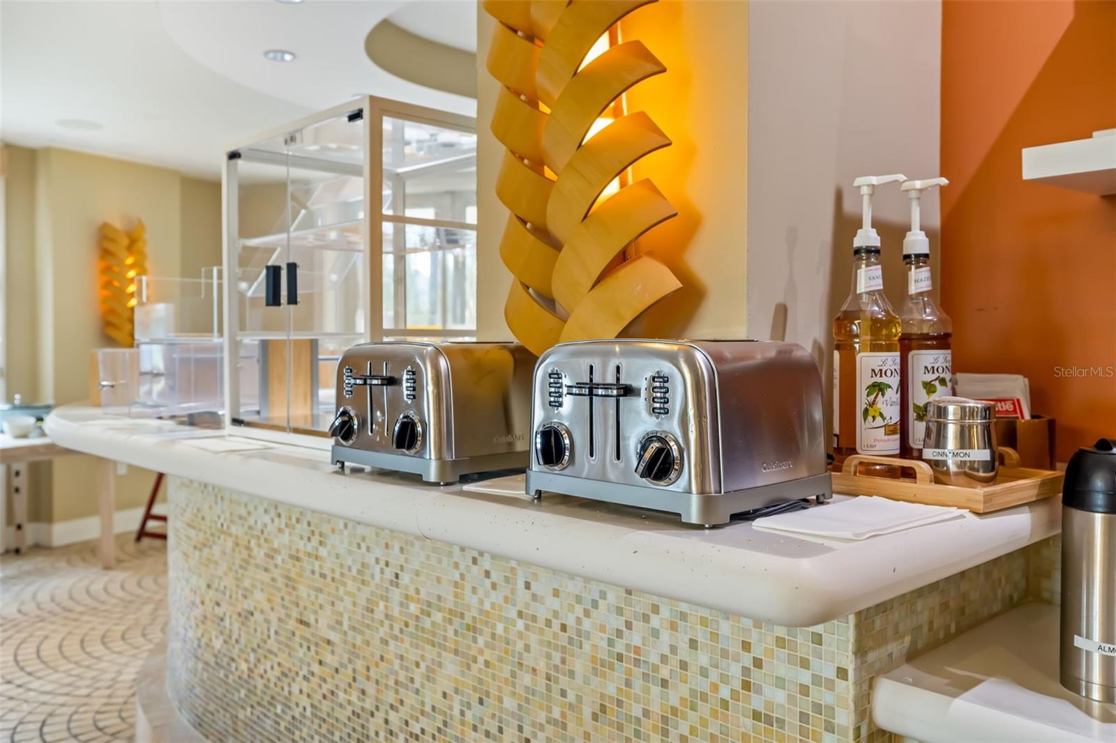 Image 76 of 83 For 915 Seaside Drive 407