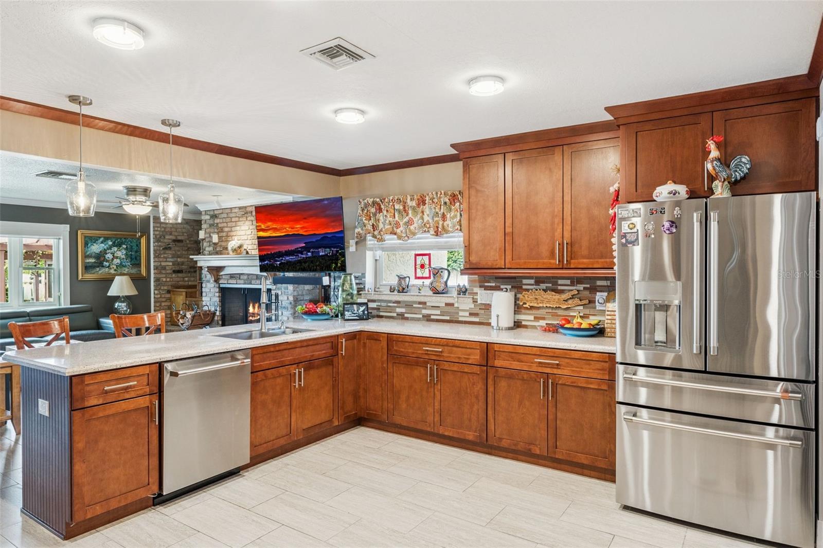 Image 18 of 38 For 4358 Tidewater Drive
