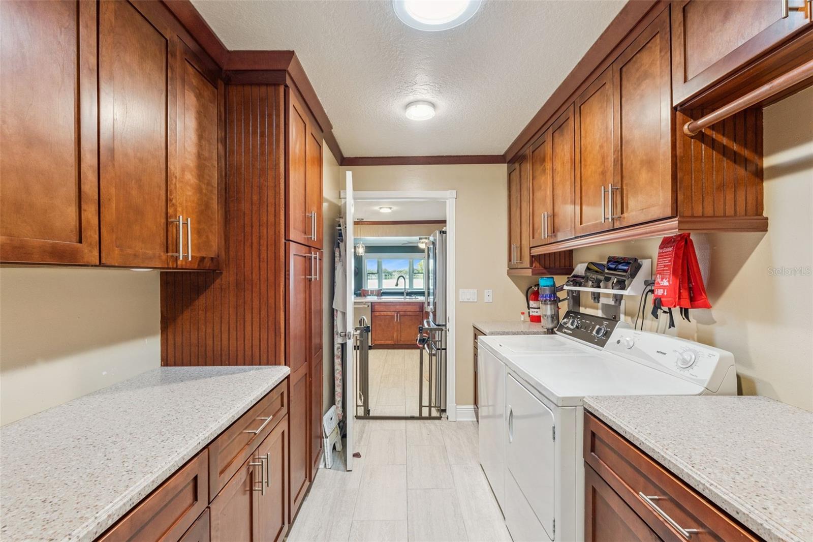 Image 21 of 38 For 4358 Tidewater Drive