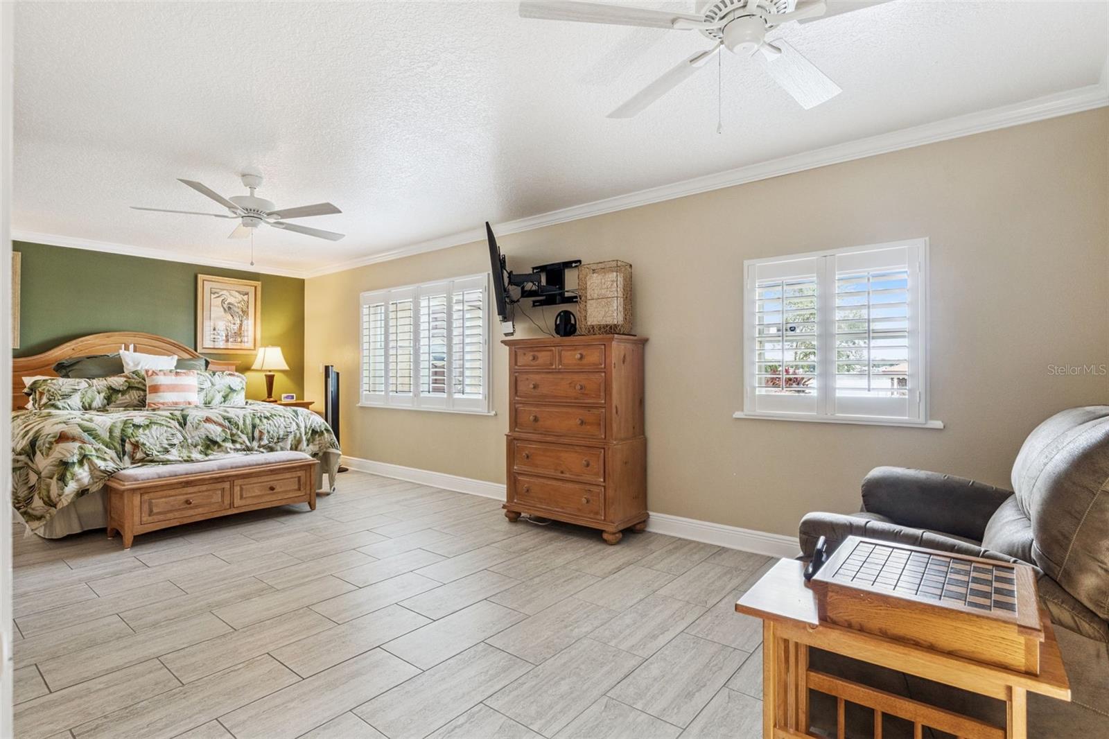 Image 28 of 38 For 4358 Tidewater Drive