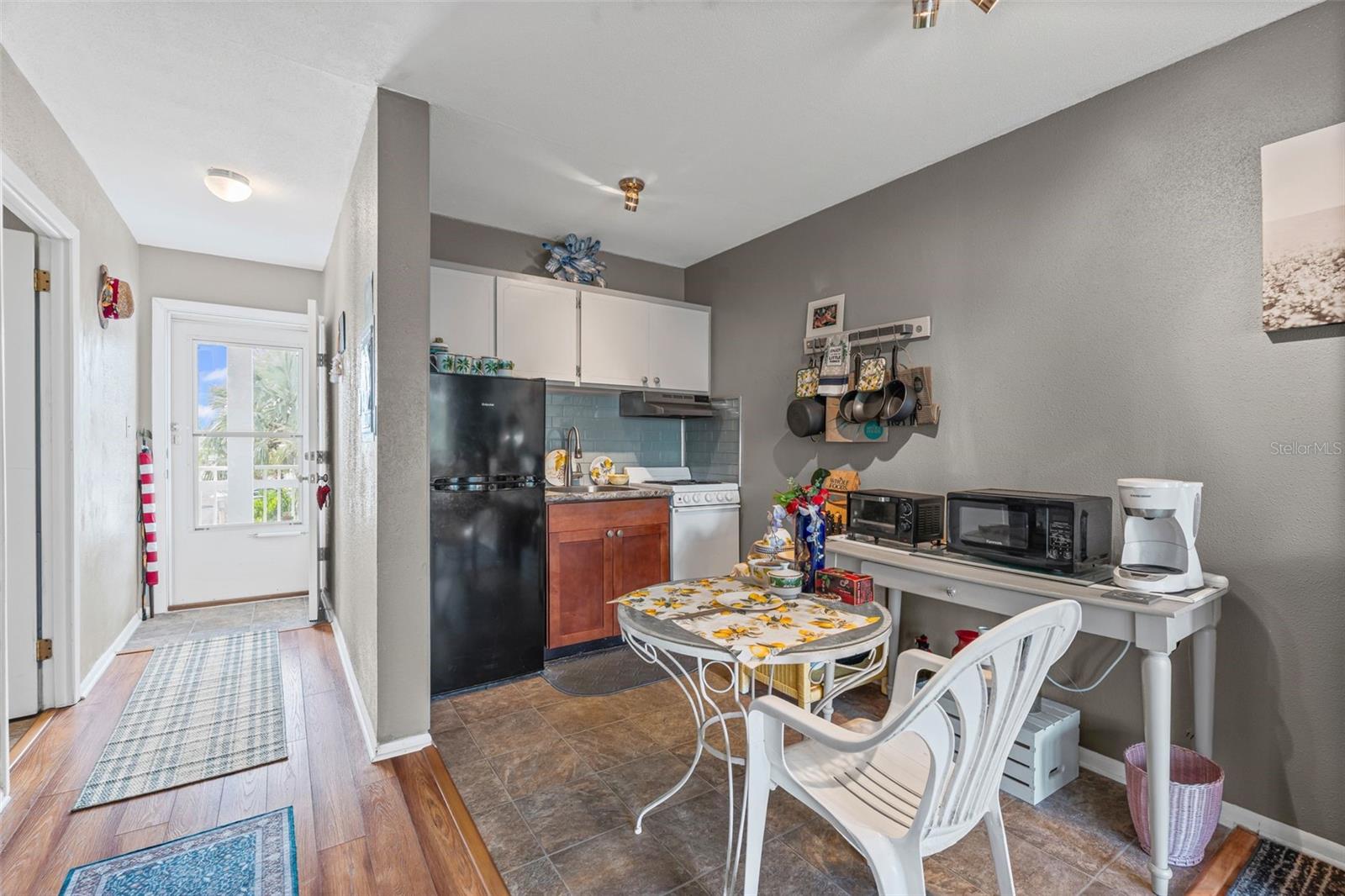 Image 14 of 33 For 5945 Todd Street D34