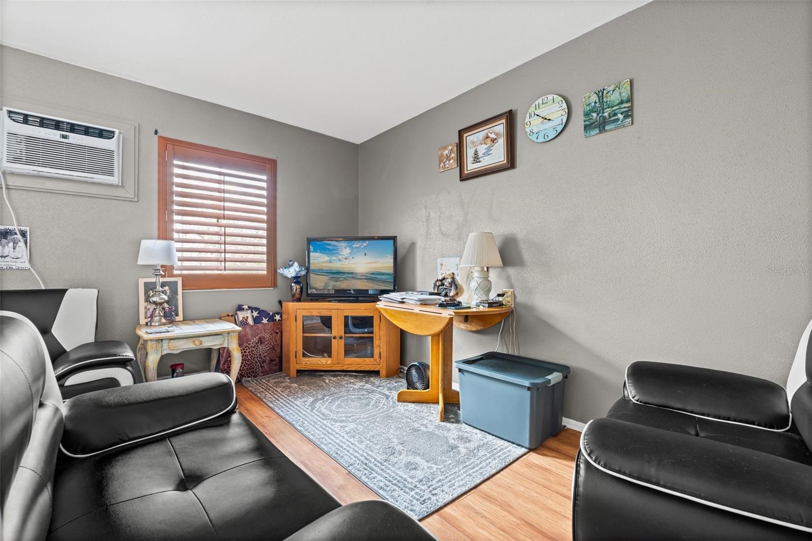 Image 17 of 33 For 5945 Todd Street D34