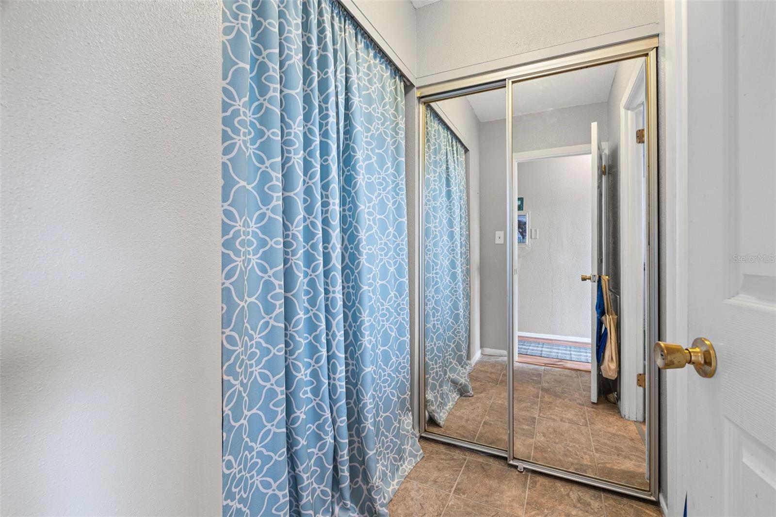 Image 24 of 33 For 5945 Todd Street D34