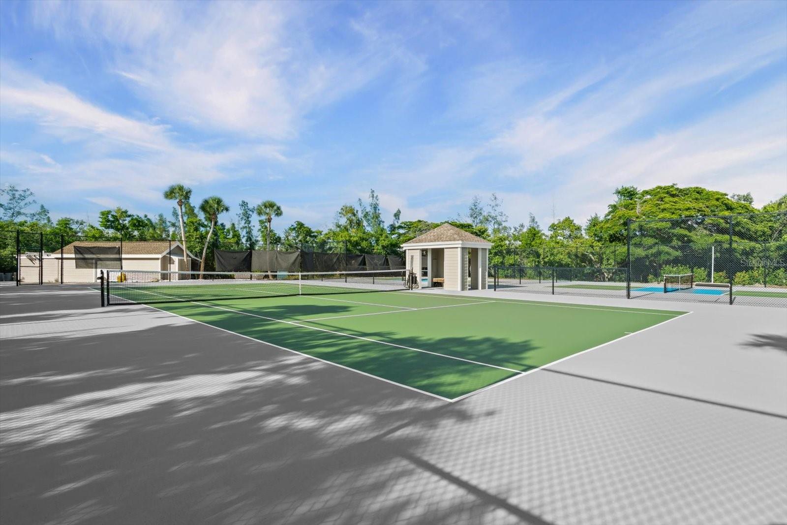 Image 33 of 45 For 24 Tidy Island Boulevard