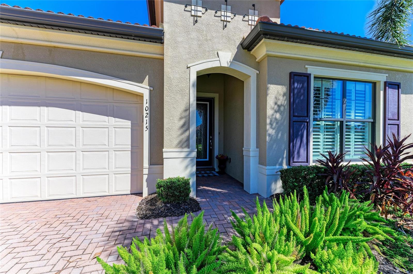 Image 6 of 69 For 10215 Marbella Drive