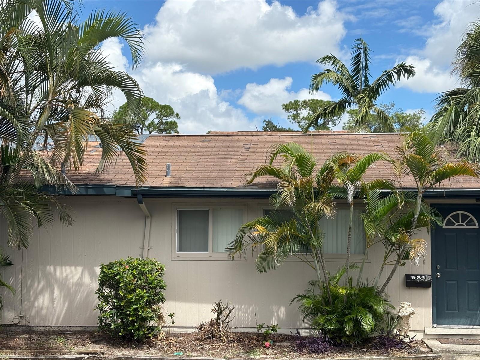 Details for 927 Byron Lane 13-b, SARASOTA, FL 34243