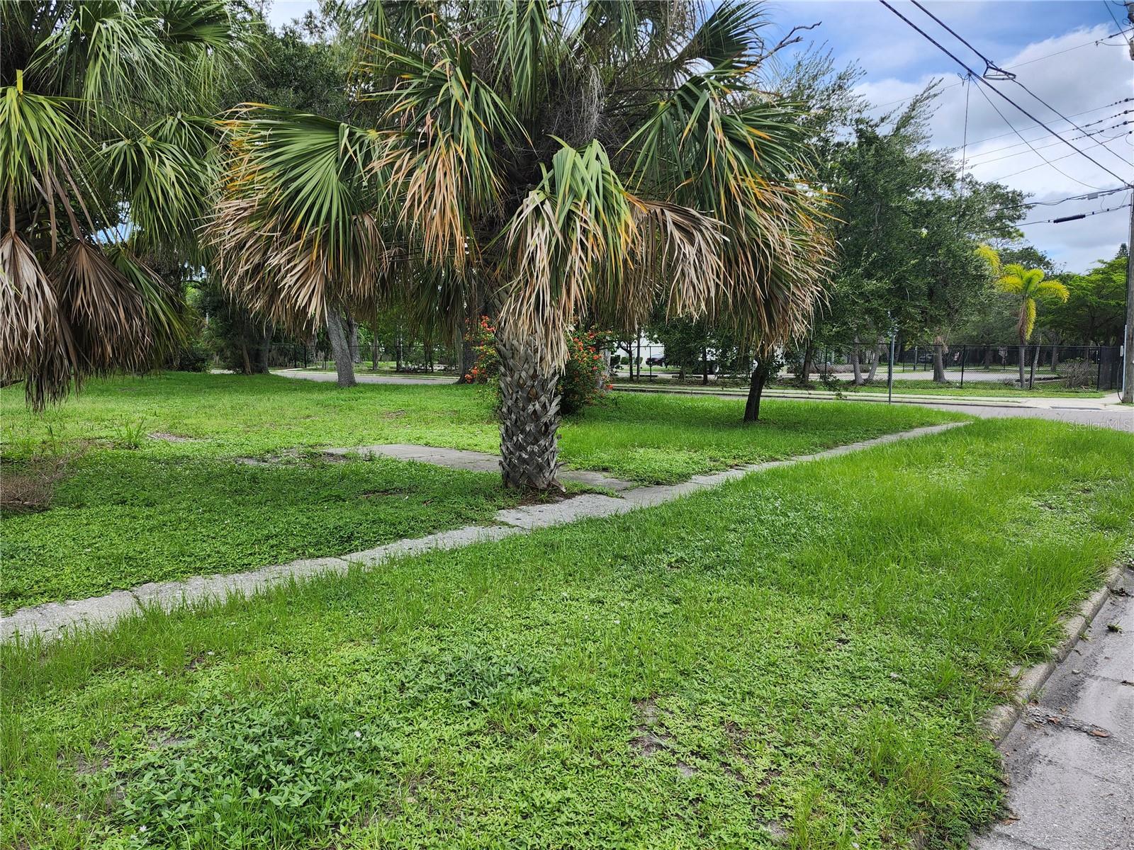 Image 2 of 5 For 2441 Central Avenue