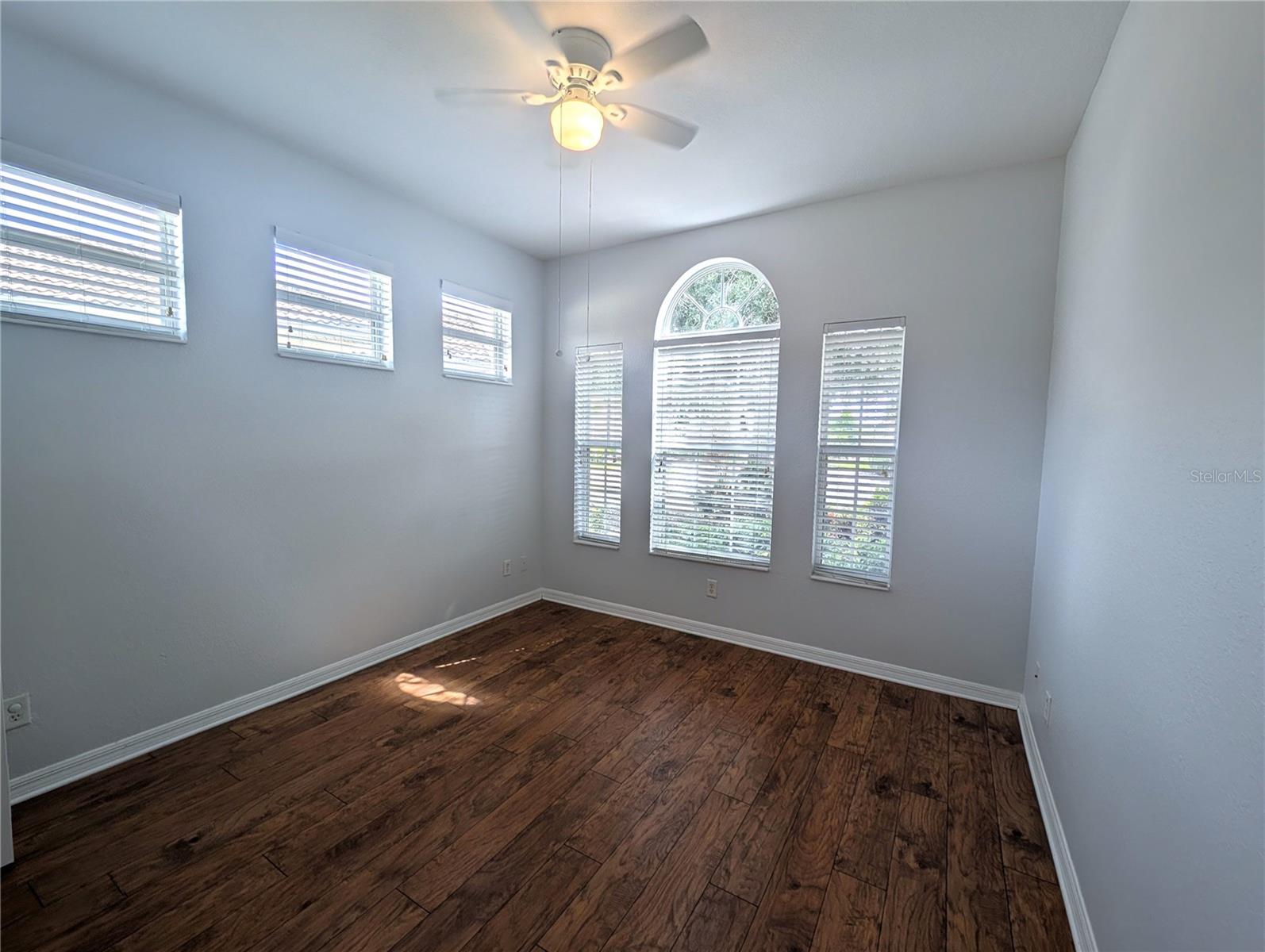 Image 21 of 27 For 146 Tiziano Way