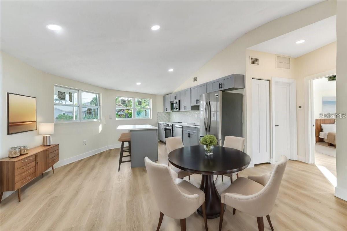 Image 10 of 37 For 190 Tarpon Road