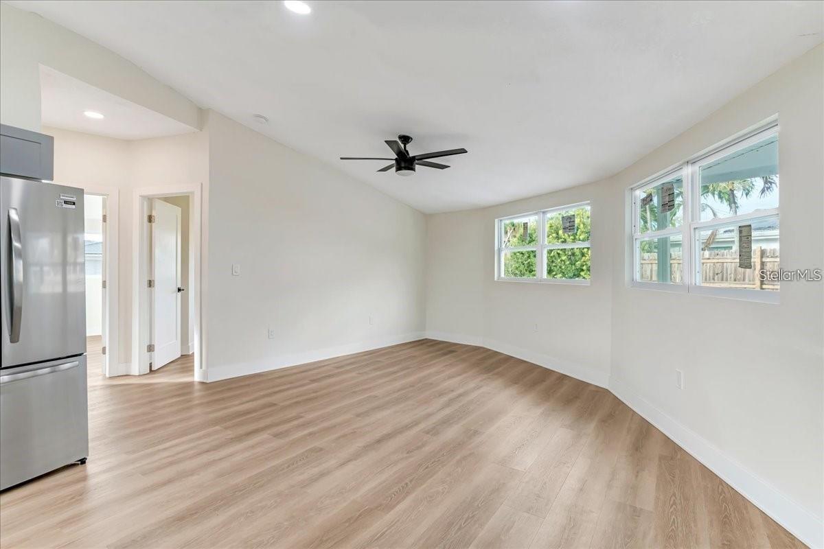 Image 16 of 37 For 190 Tarpon Road