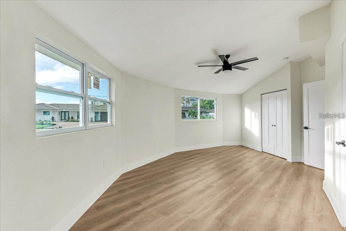 Image 22 of 37 For 190 Tarpon Road