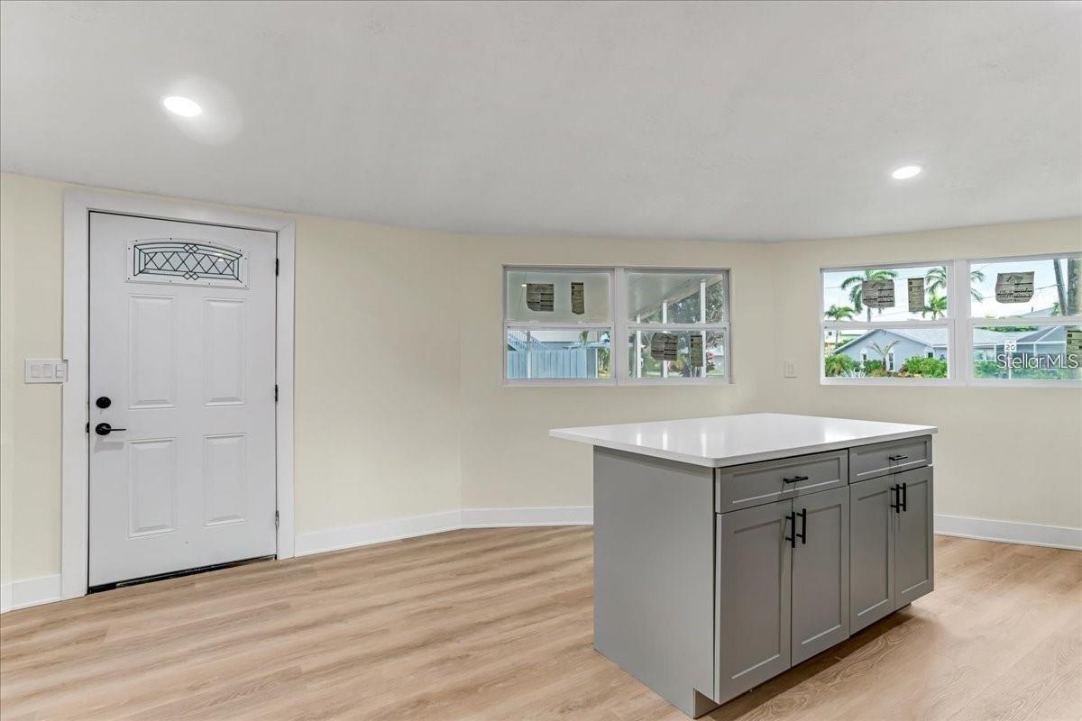 Image 29 of 37 For 190 Tarpon Road