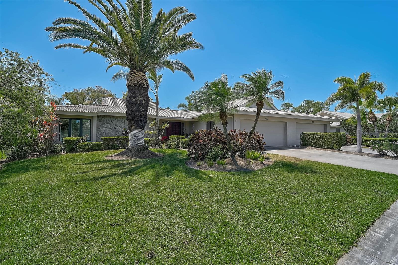 Details for 3890 Wilshire Circle 27, SARASOTA, FL 34238