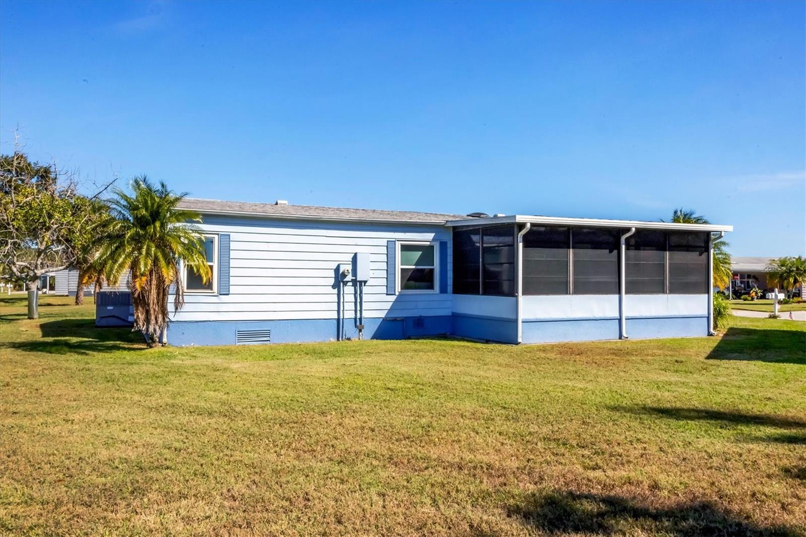 Image 20 of 37 For 159 Osprey Circle Na