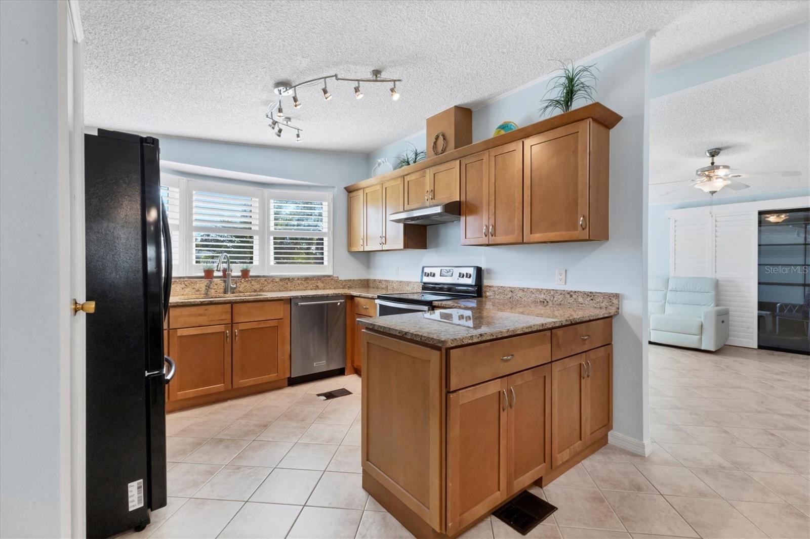 Image 5 of 37 For 159 Osprey Circle Na