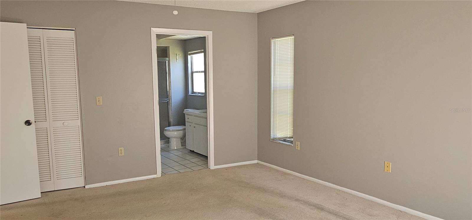 Image 13 of 26 For 4297 Oakhurst Circle E 3051