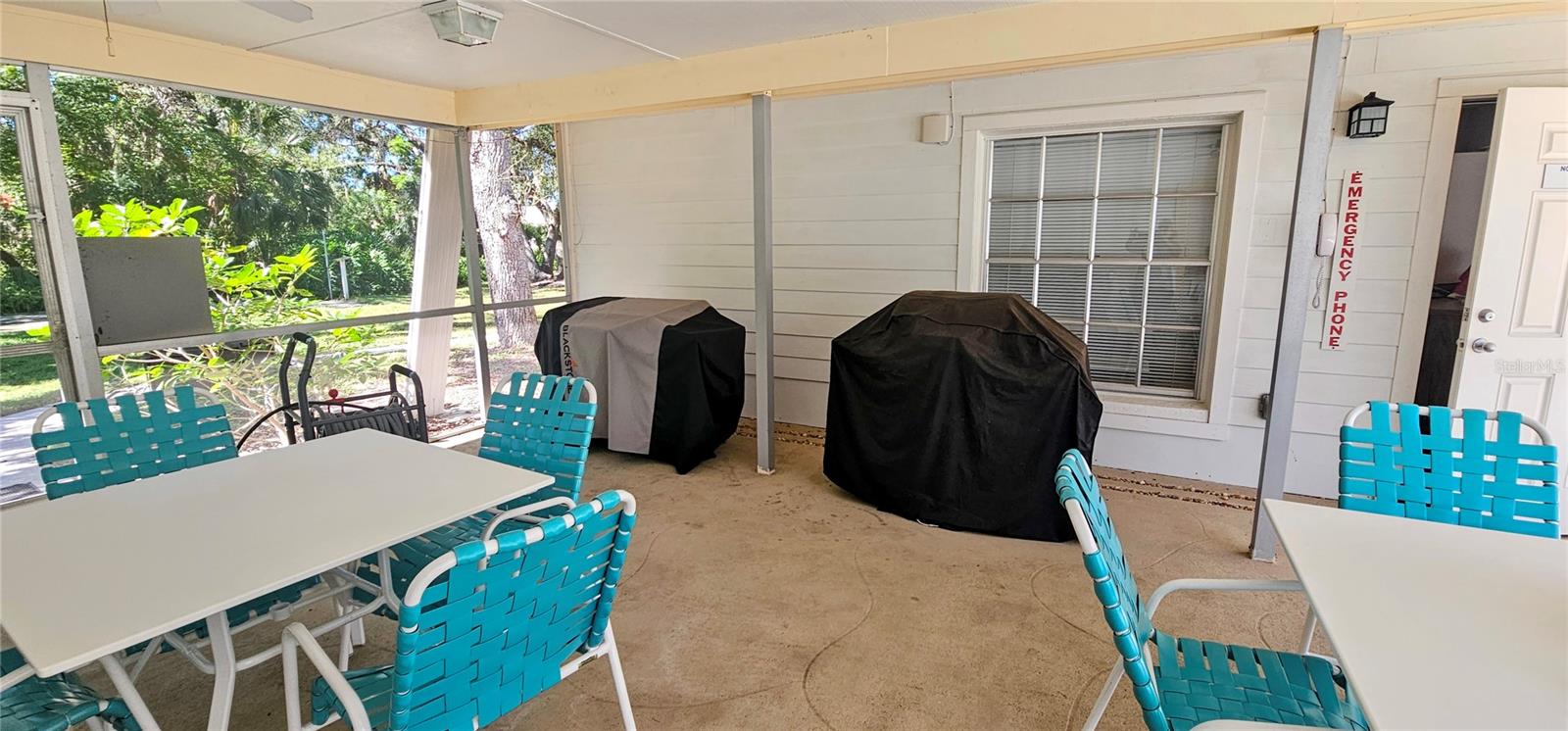 Image 22 of 26 For 4297 Oakhurst Circle E 3051