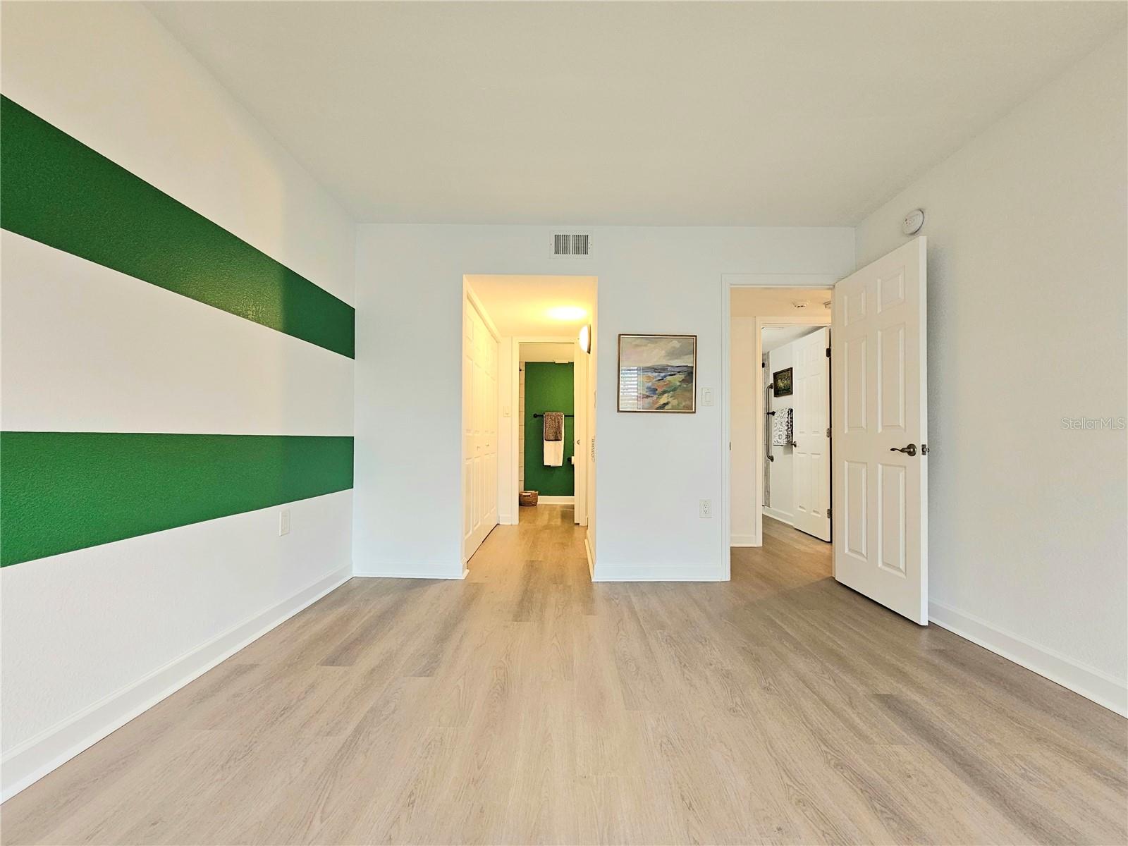 Image 13 of 23 For 21267 Gertrude Avenue 114