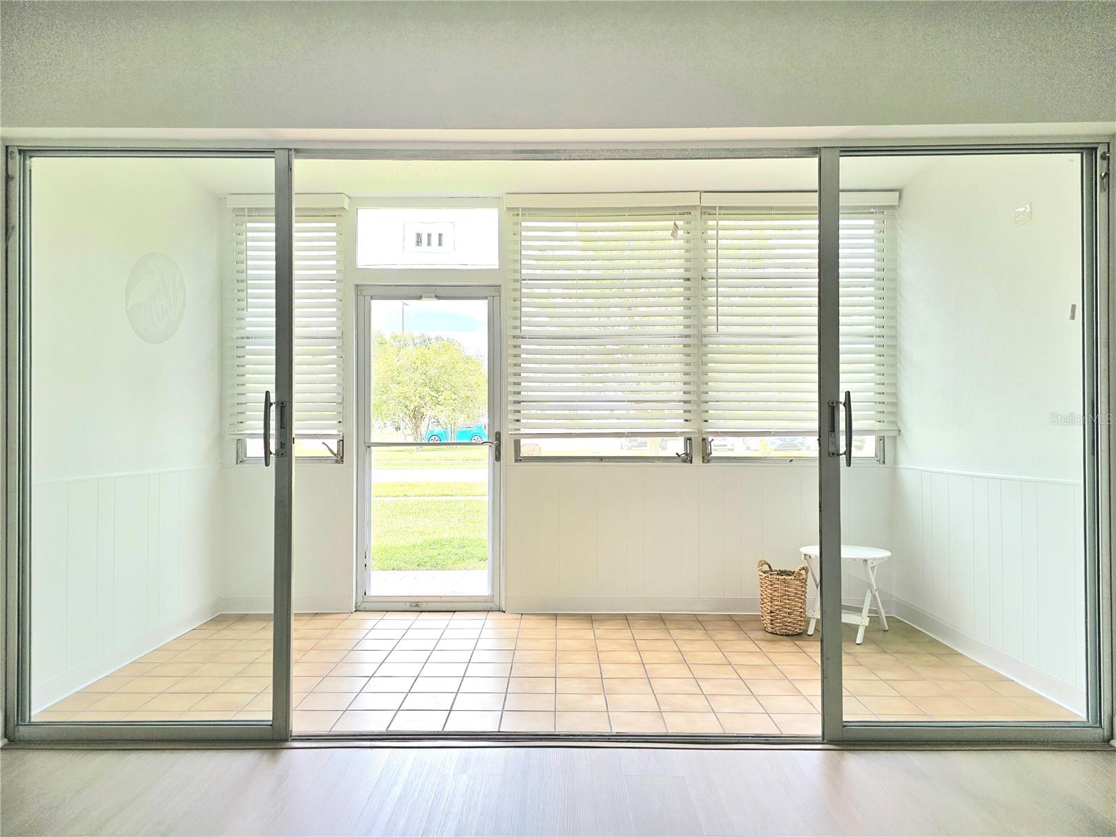 Image 18 of 23 For 21267 Gertrude Avenue 114