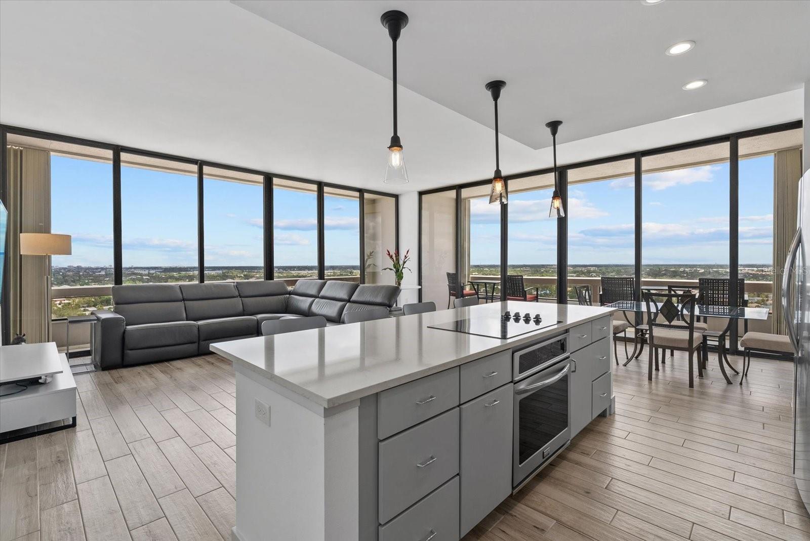 Image 12 of 34 For 5400 Ocean Boulevard 17-04