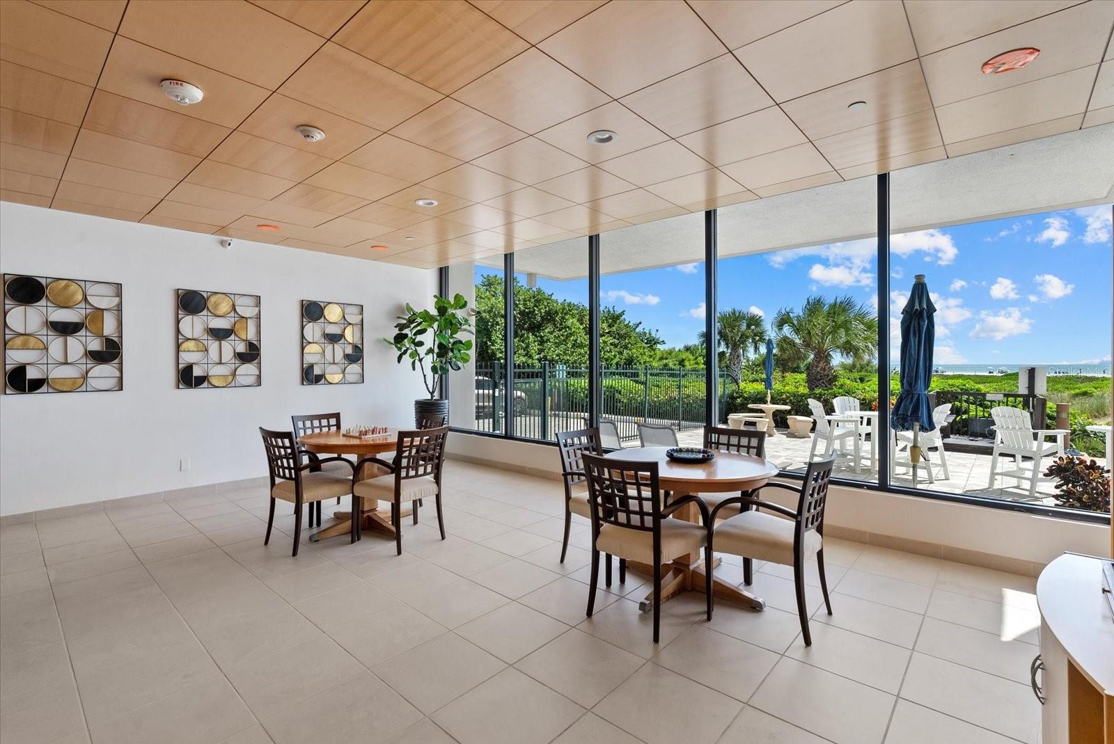 Image 27 of 34 For 5400 Ocean Boulevard 17-04