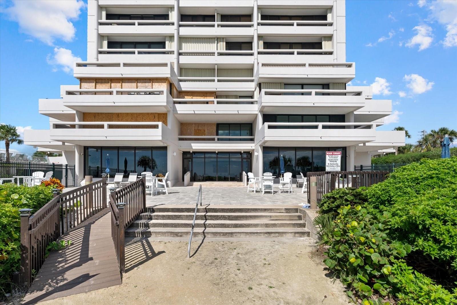 Image 33 of 34 For 5400 Ocean Boulevard 17-04