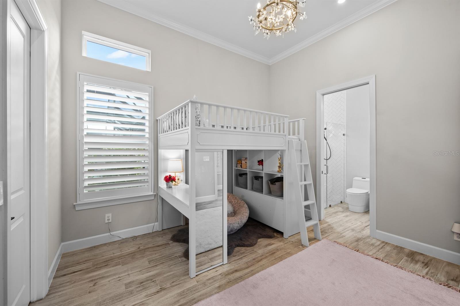 Image 18 of 59 For 11611 Roseto Court
