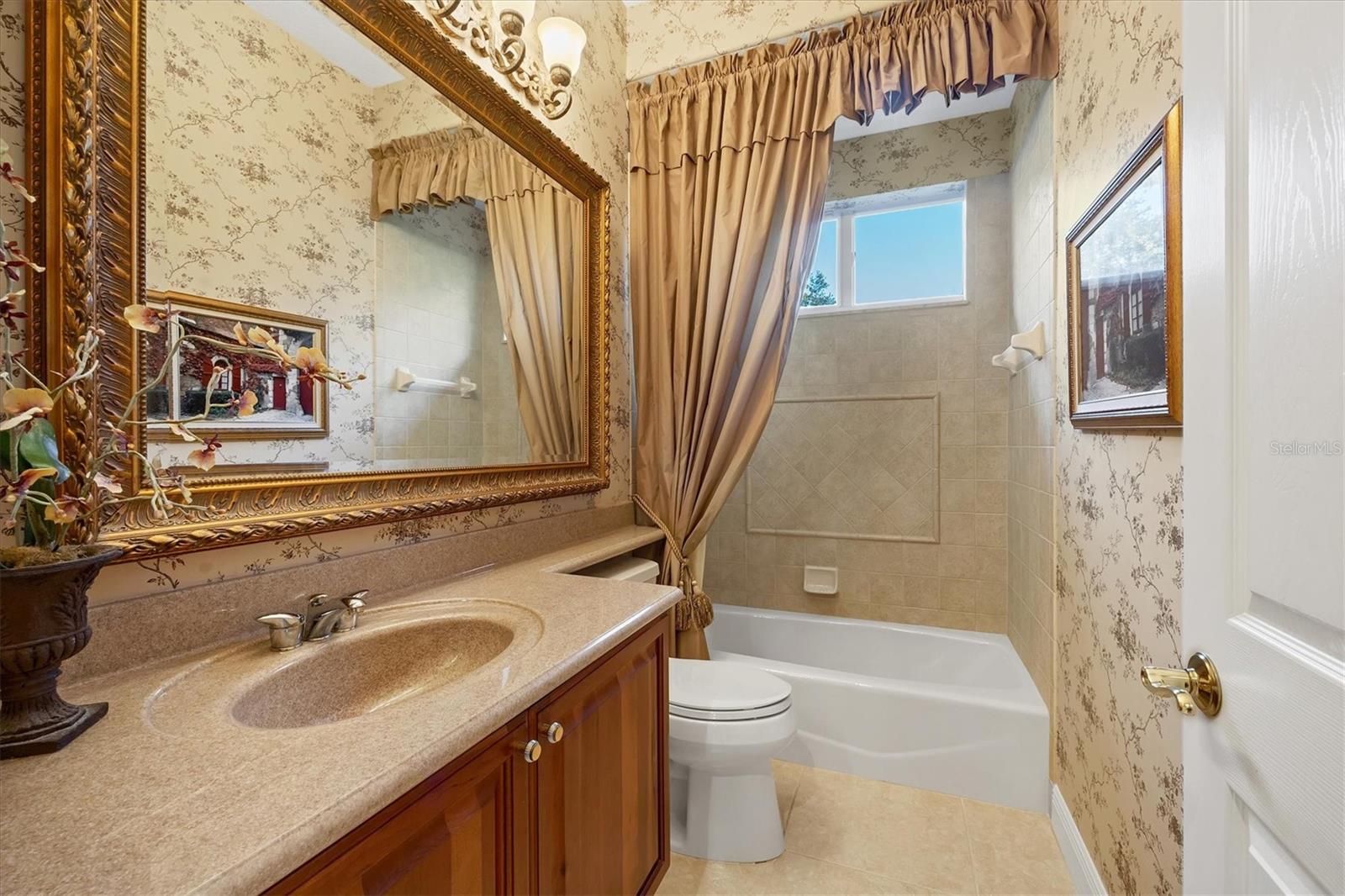 Image 36 of 55 For 7815 Mathern Court