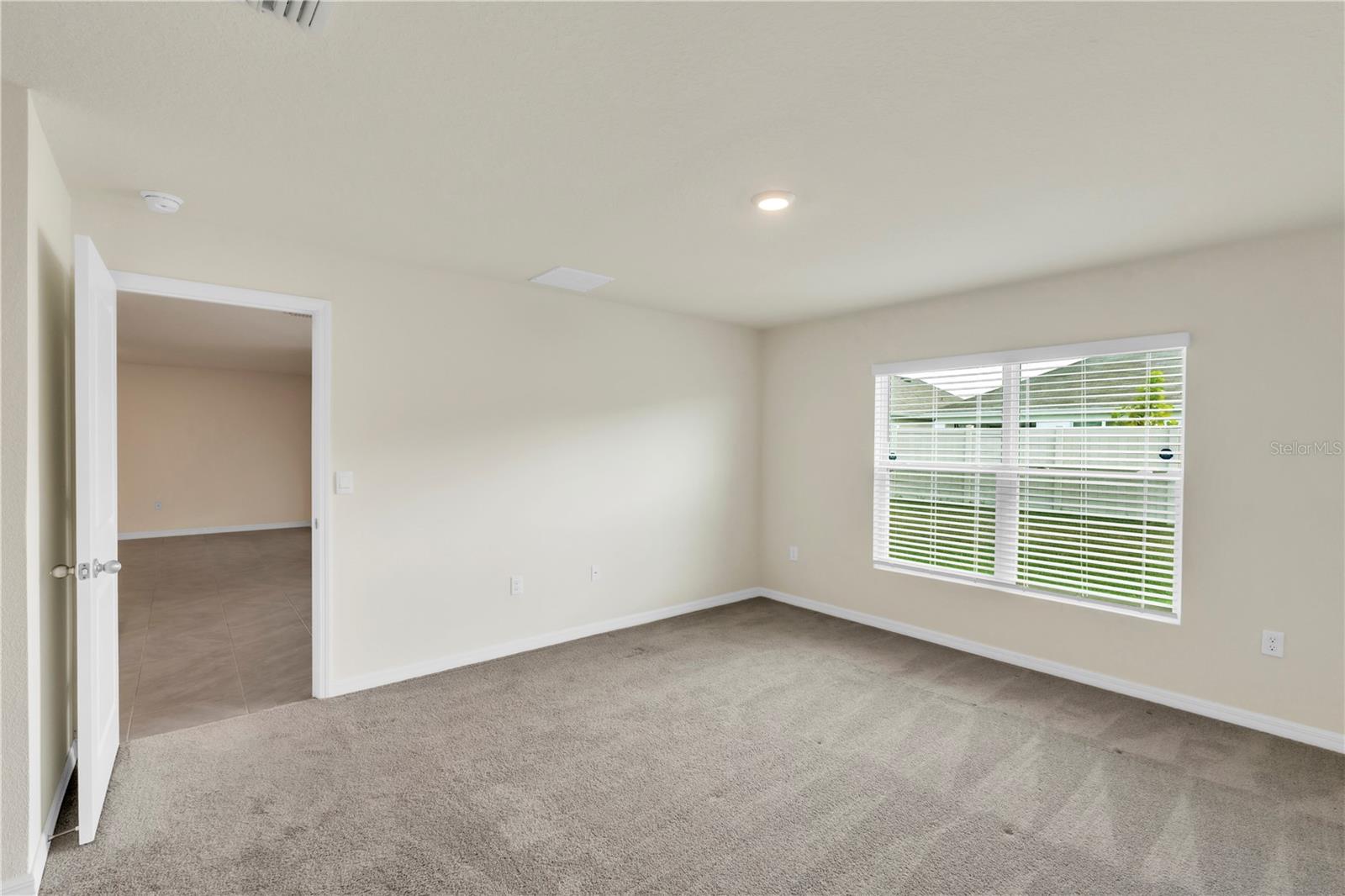 Image 11 of 24 For 7518 Rosewood Garden Loop