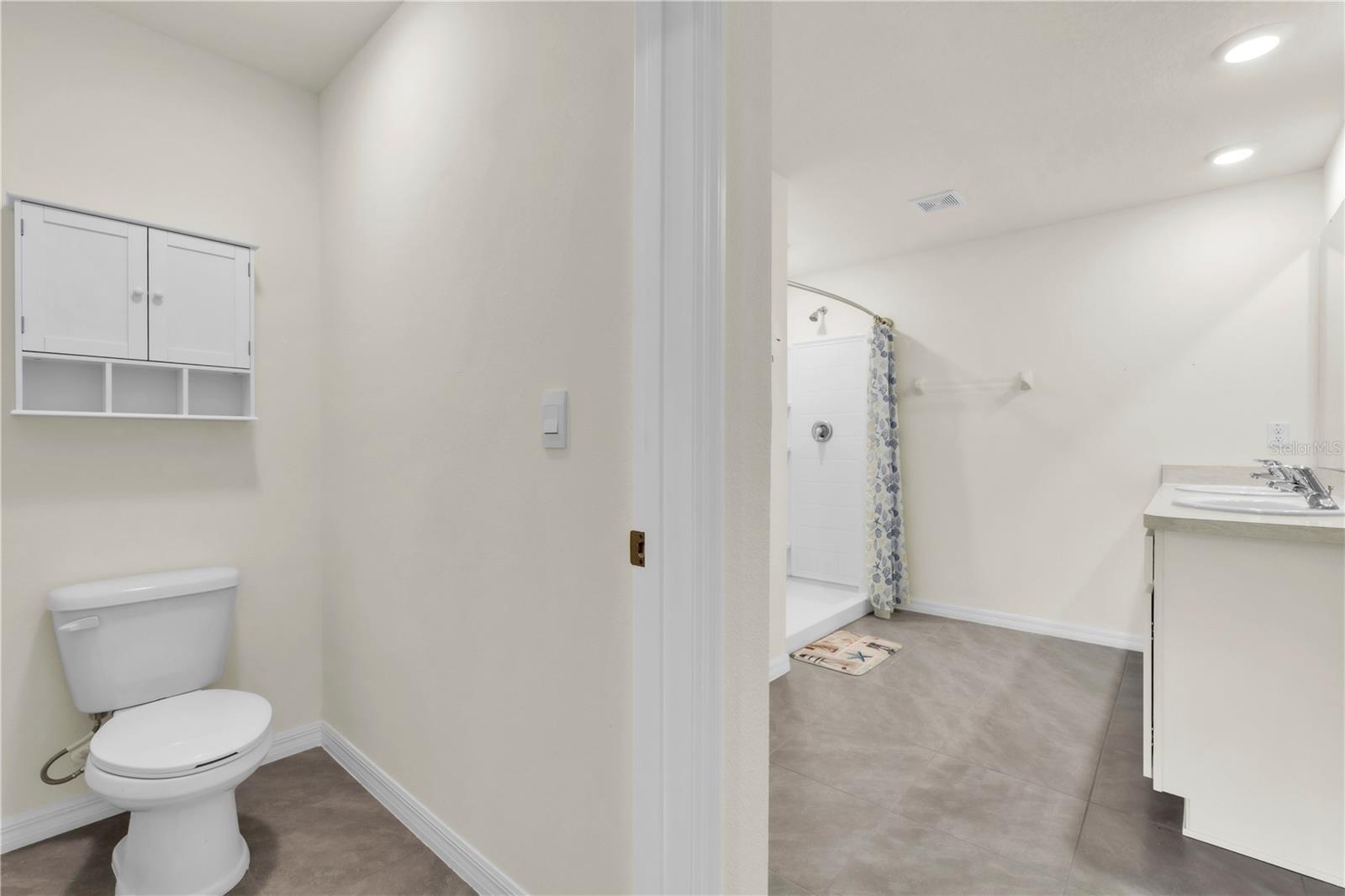 Image 12 of 24 For 7518 Rosewood Garden Loop