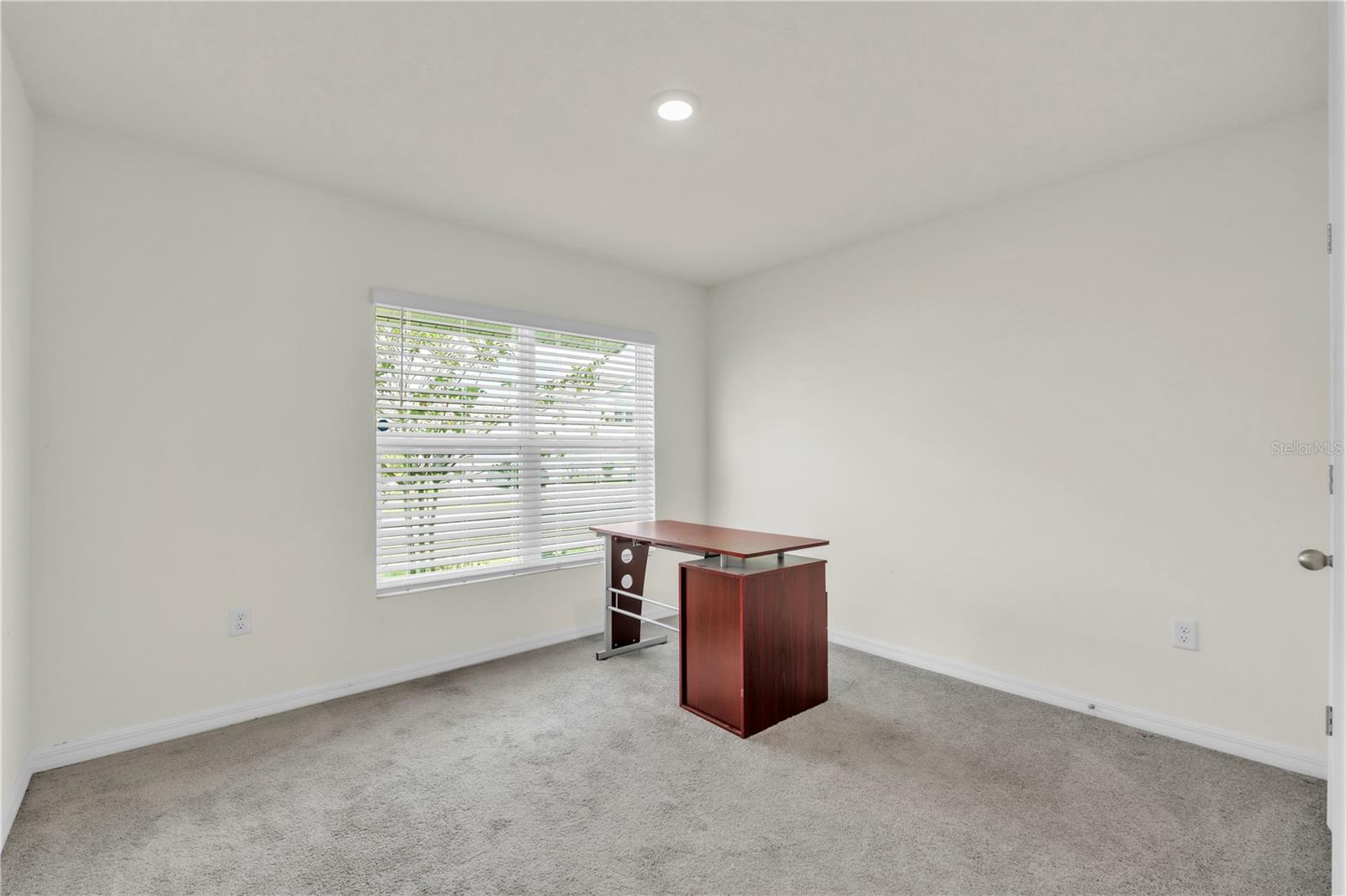 Image 16 of 24 For 7518 Rosewood Garden Loop