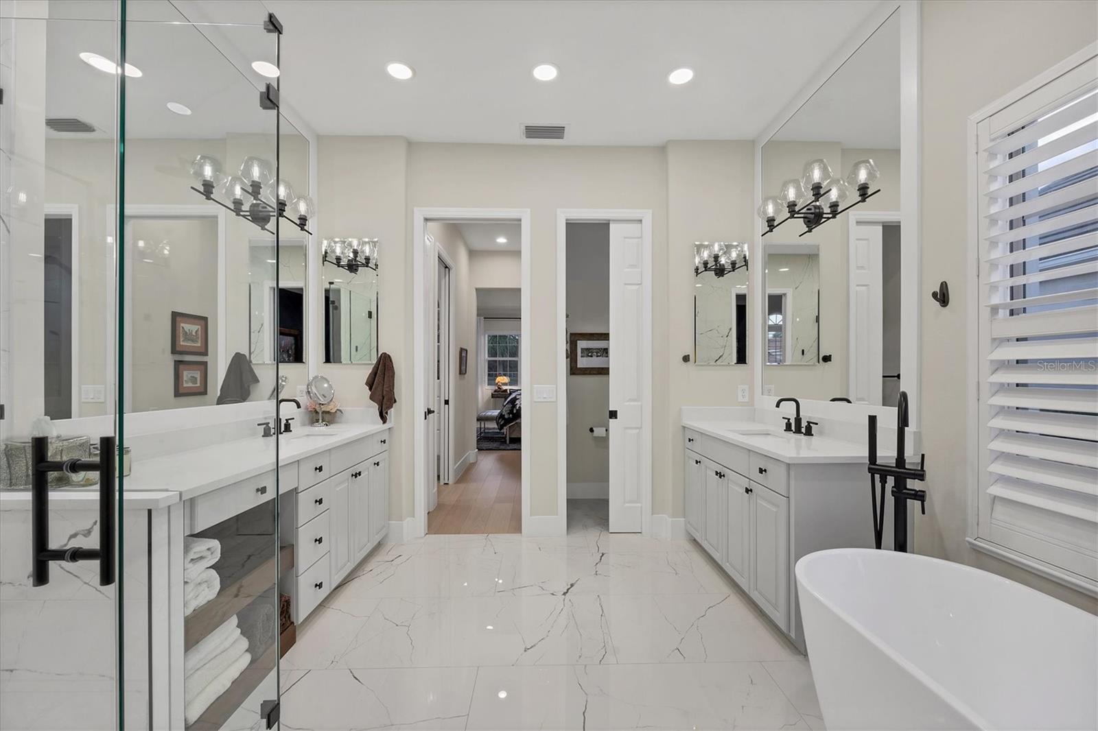 Image 26 of 51 For 13506 Montclair Place