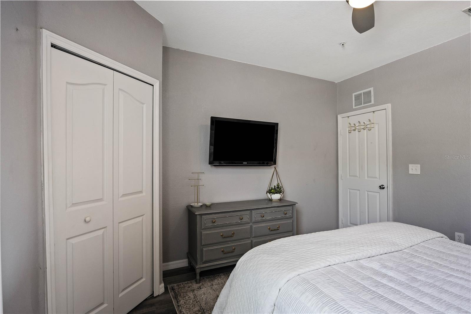 Image 15 of 25 For 8341 38th Street Circle E 203